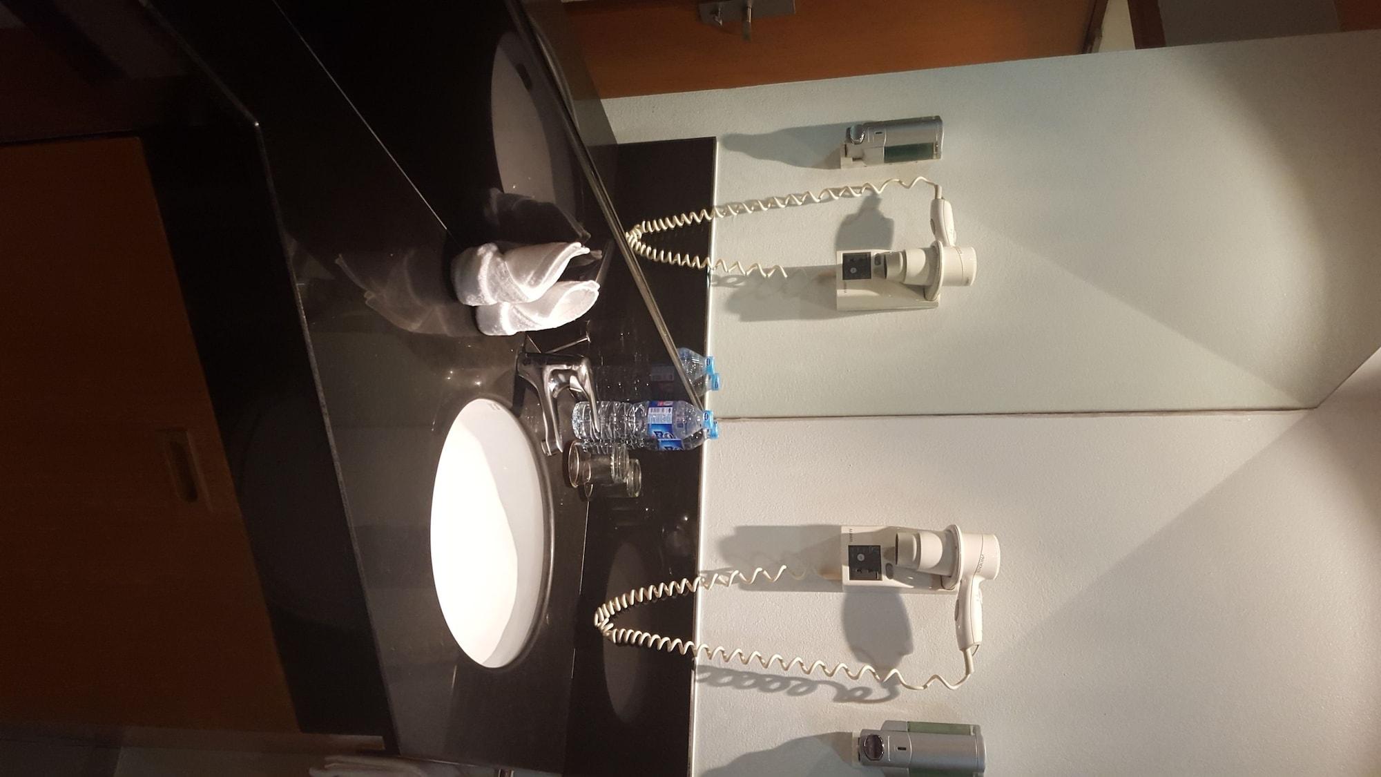 Icheck Inn Sukhumvit 19 Μπανγκόκ Εξωτερικό φωτογραφία